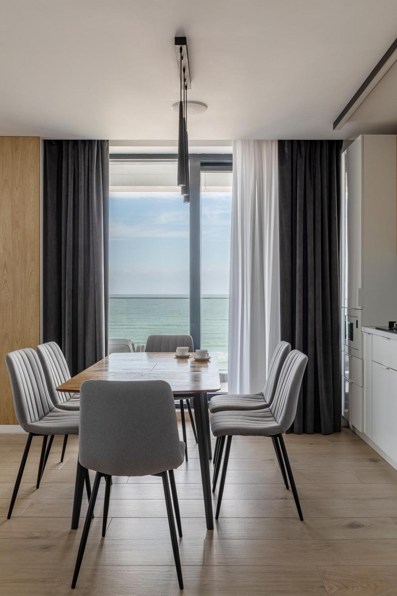 Sea On Mamaia Appartement Buitenkant foto